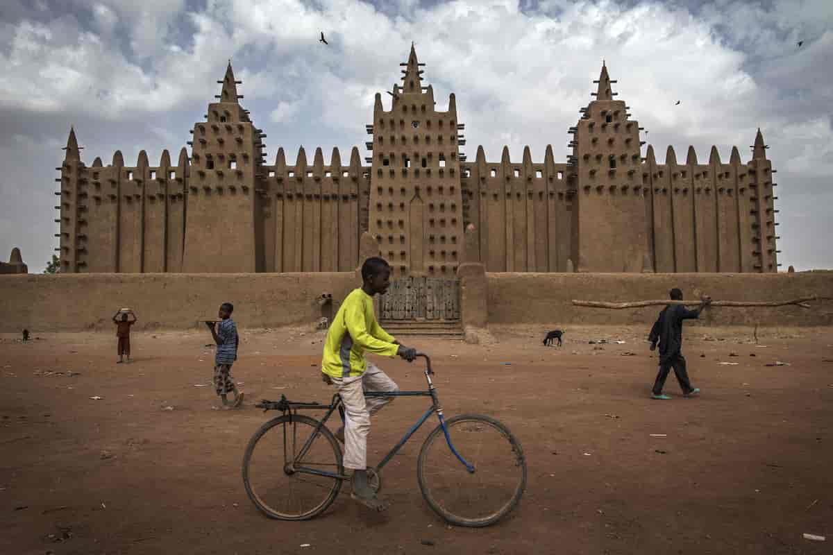 Architectural Splendor: Great Mosque of Djenné, Mali