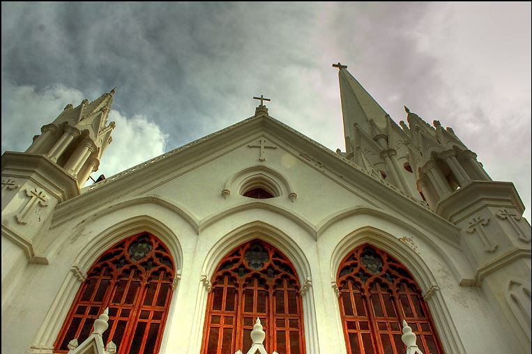 Exploring the Holy Triangle: Chennai Santhome Basilica